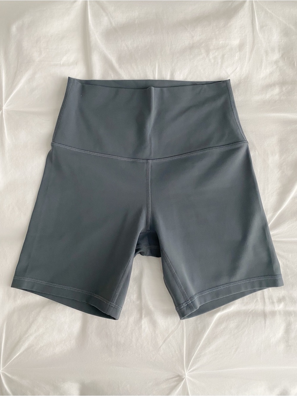 lululemon | Align Shorts 6” [Oil Gray]
